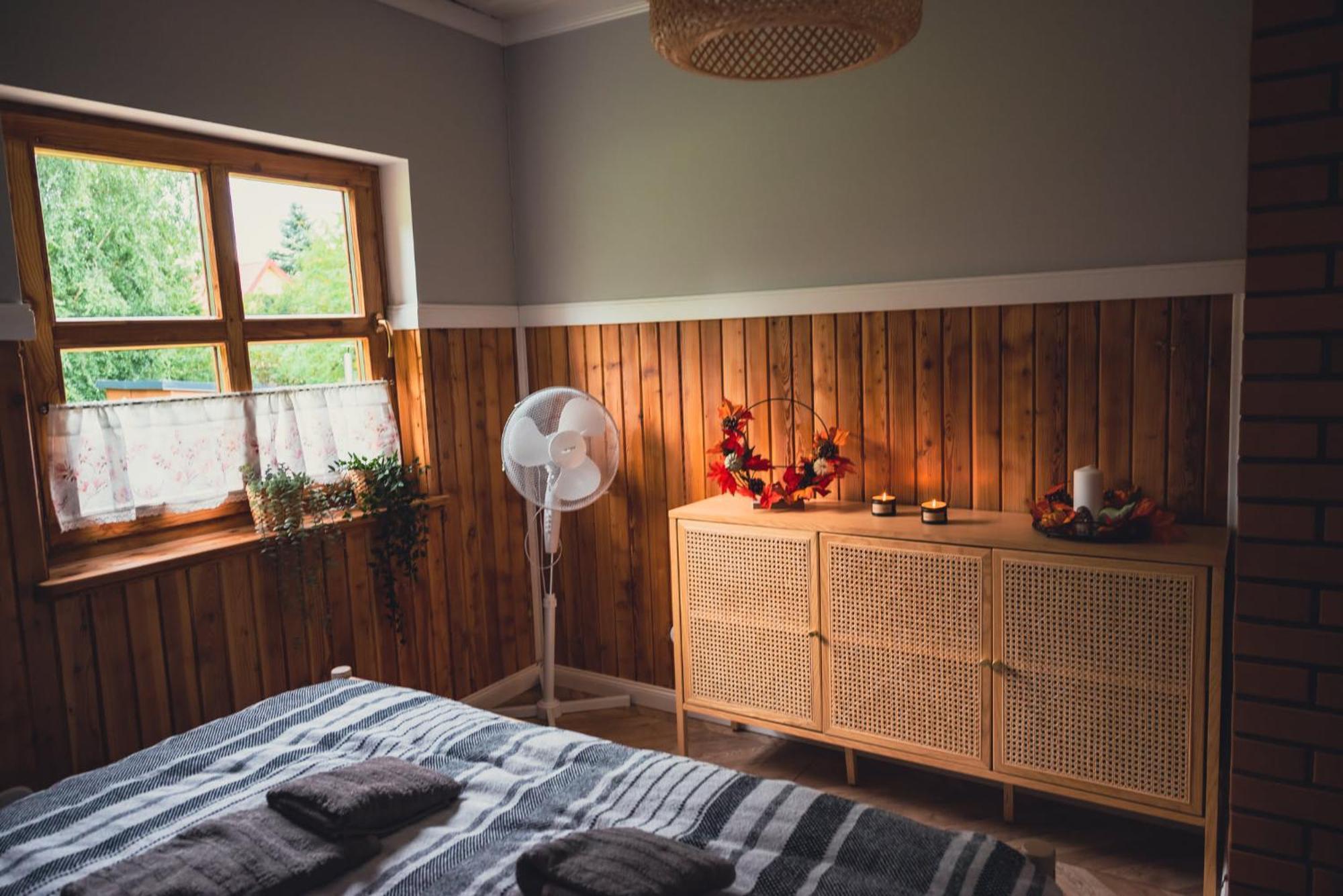 Villa Przystanek Jeziorna 49 Perlino Esterno foto